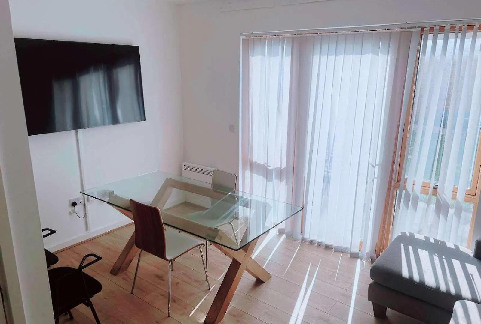 Comfortable House Thamesmead  United Kingdom