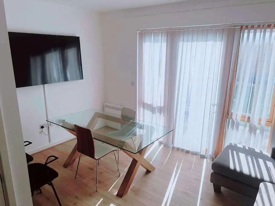 Comfortable House Thamesmead  Holiday home Thamesmead (Greater London)