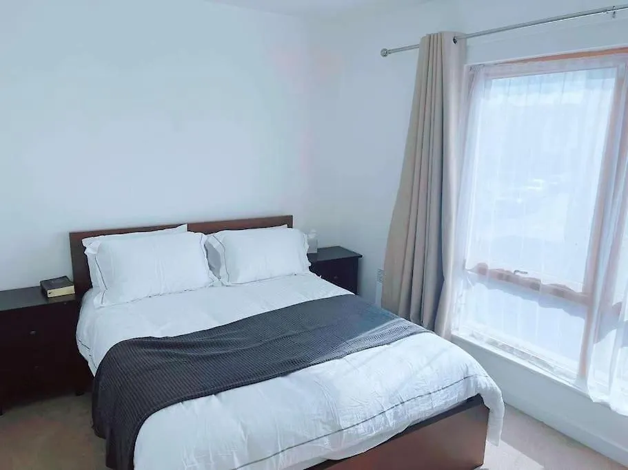Comfortable House Thamesmead  Holiday home